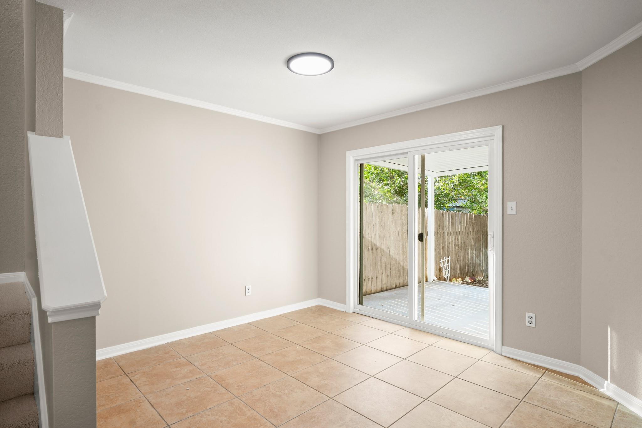 2109 Redwing WAY — photo 4