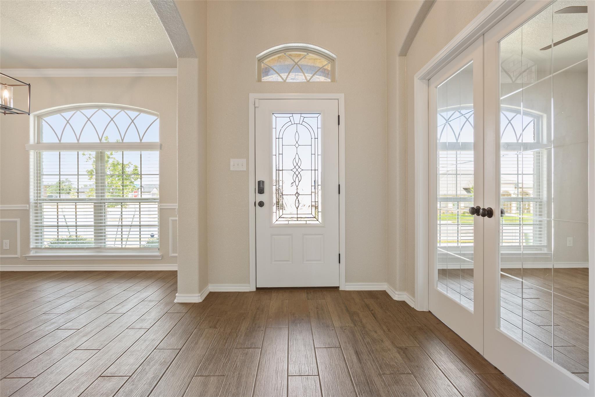 7601 Silicon DR — photo 4