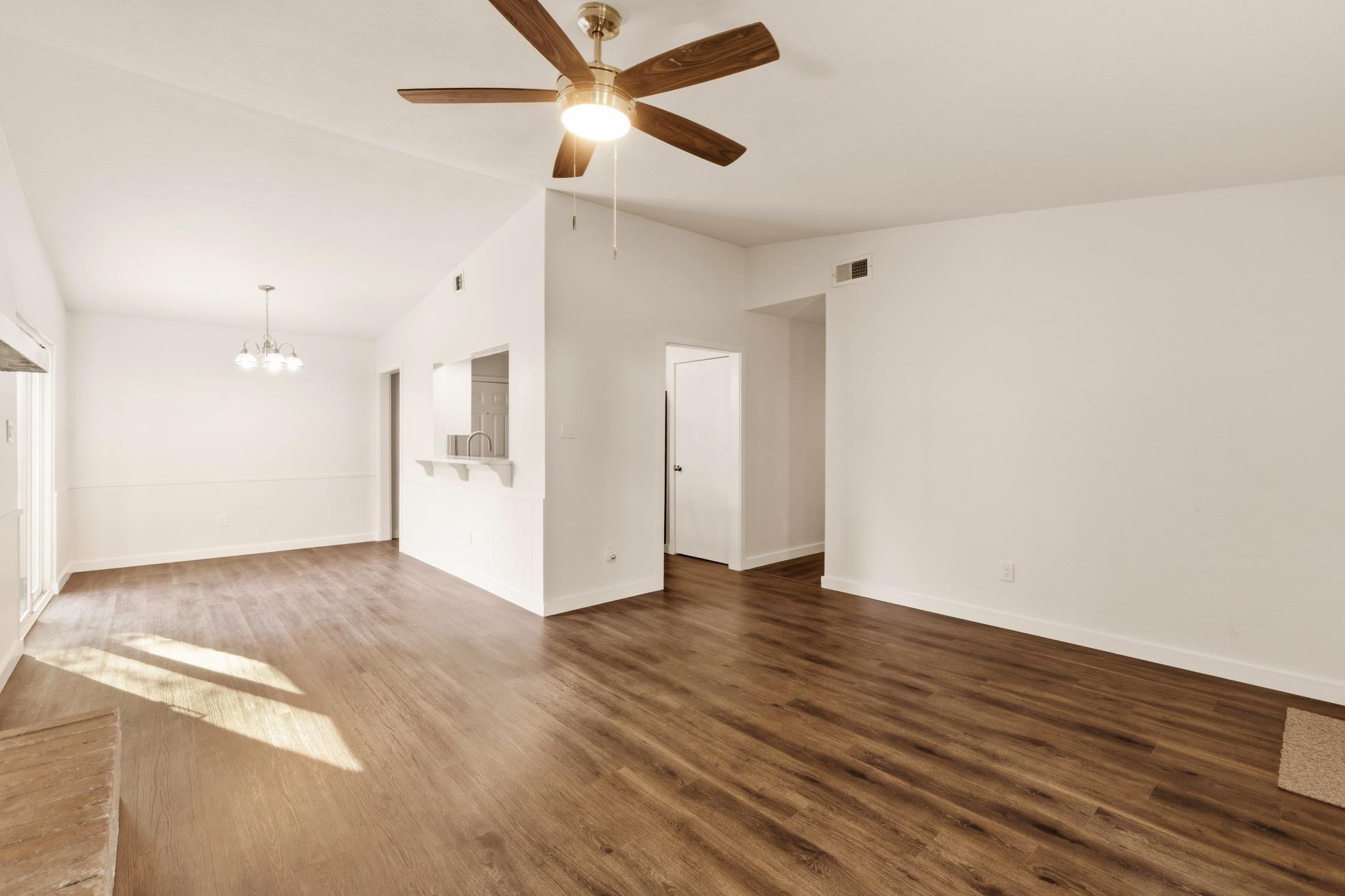 2507 Biggs DR — photo 3