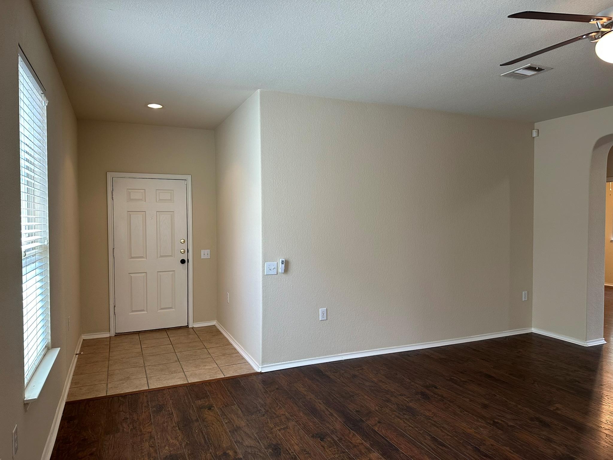 4507 Peach Grove RD — photo 3