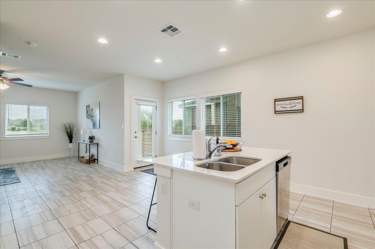 418 White Steppe WAY — photo 5