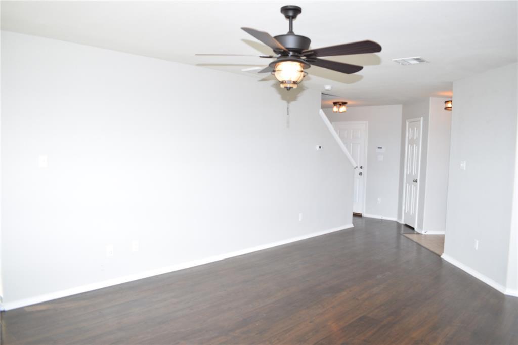 375 Housefinch LOOP — photo 4