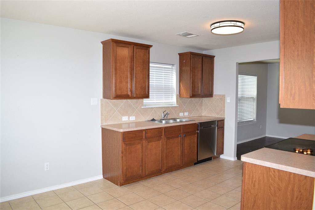 375 Housefinch LOOP — photo 5