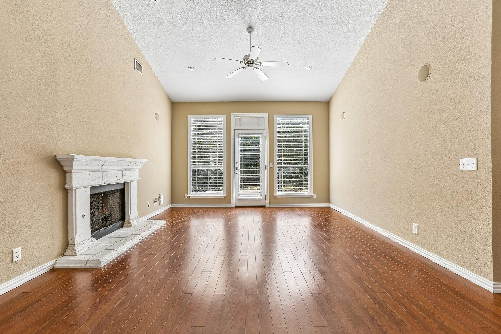 2527 Tandi TRL — photo 4