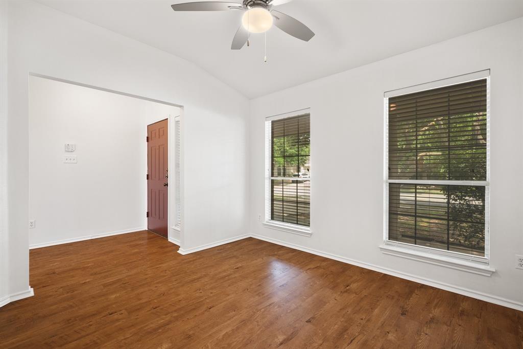 1416 Fort Lloyd PL — photo 3