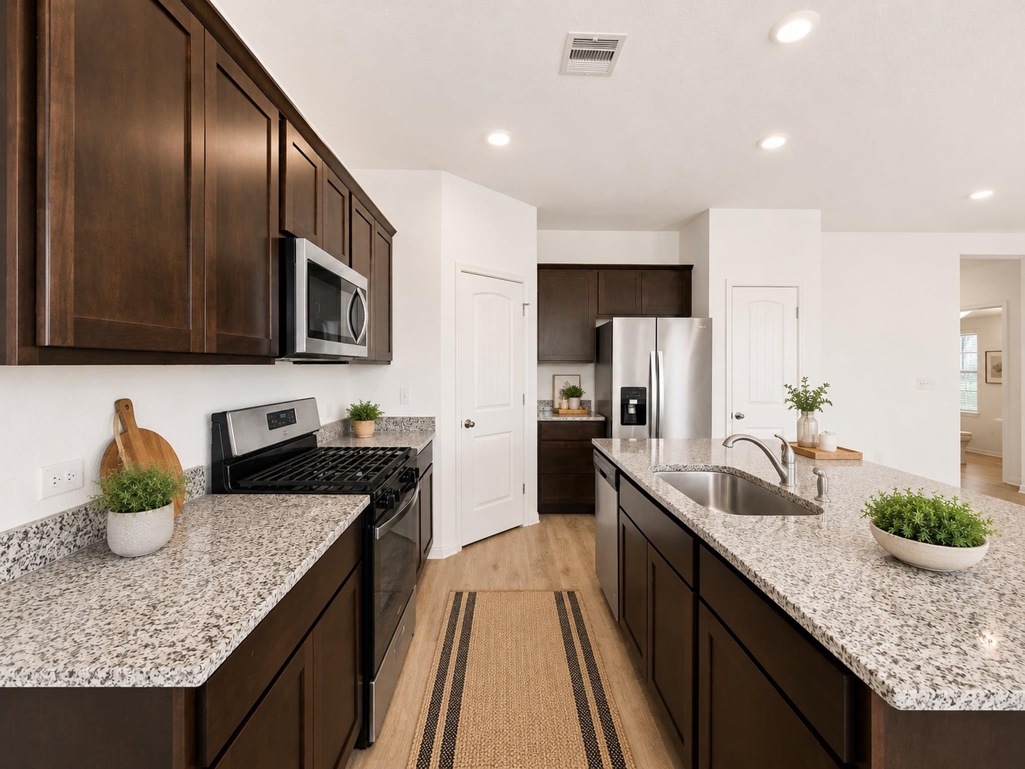 433 Brody LN — photo 3