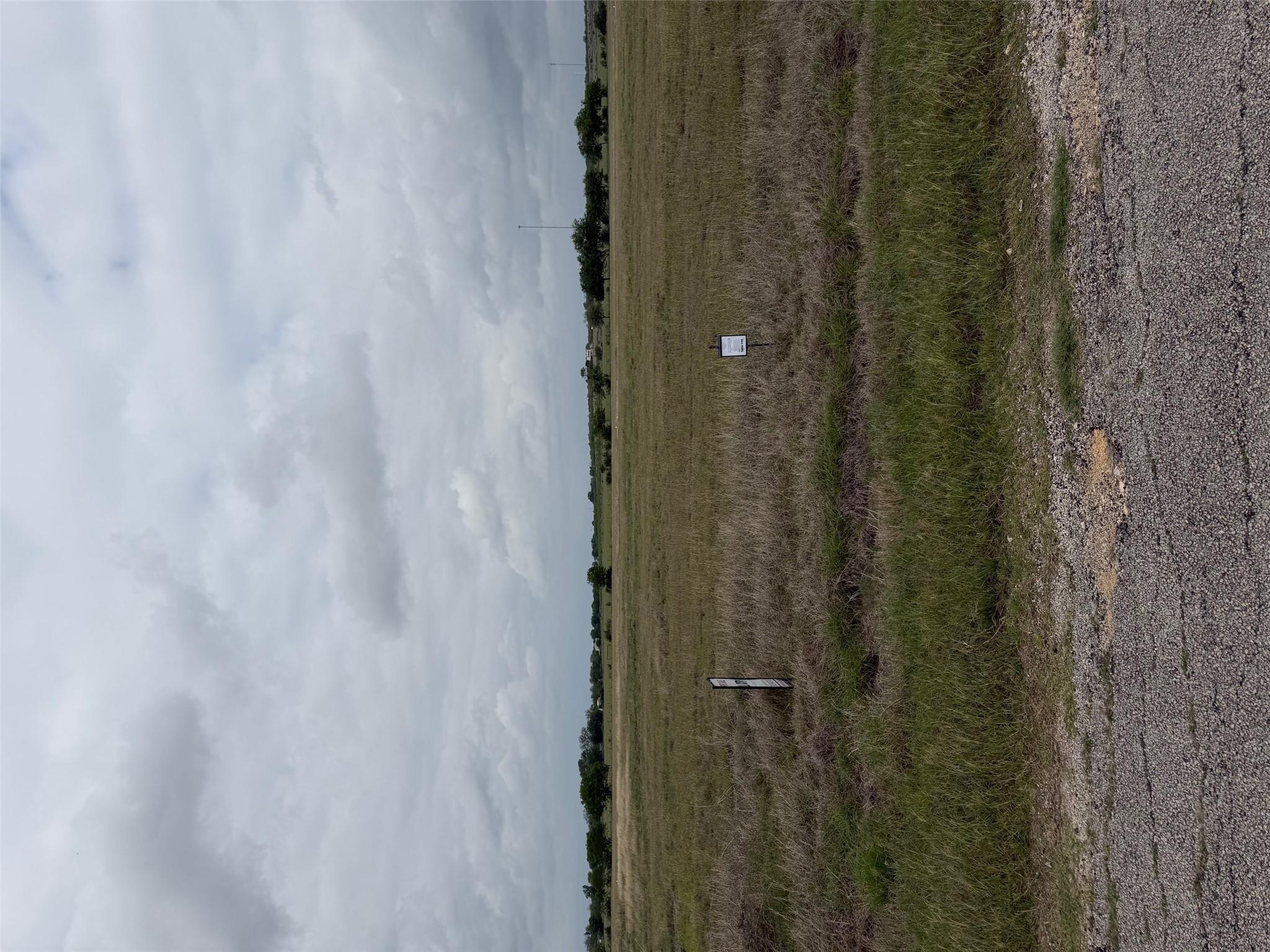 330 Airfield RD — photo 4