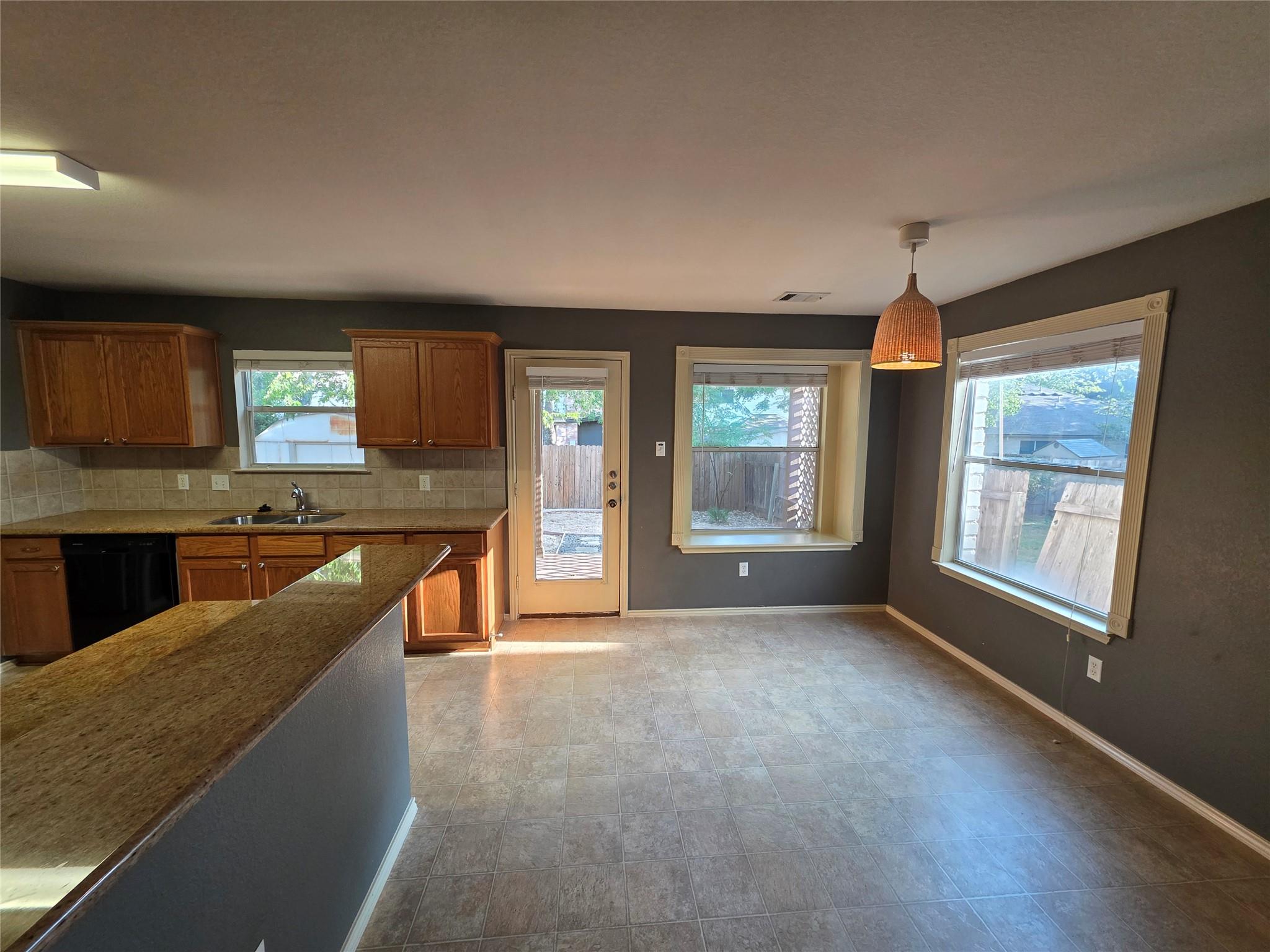 2210 Wilma Rudolph RD — photo 3