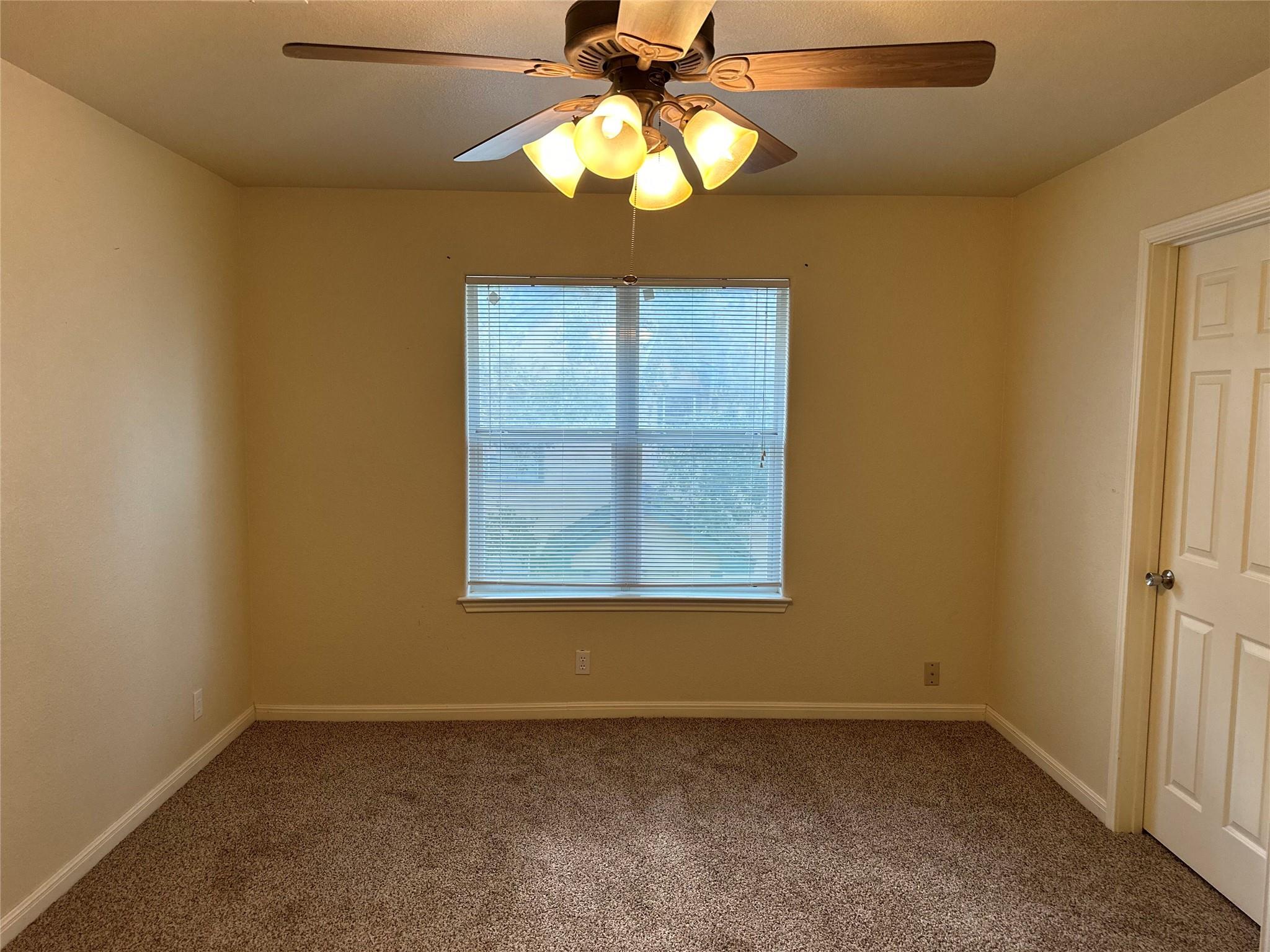 900 Pecan ST #203 — photo 3