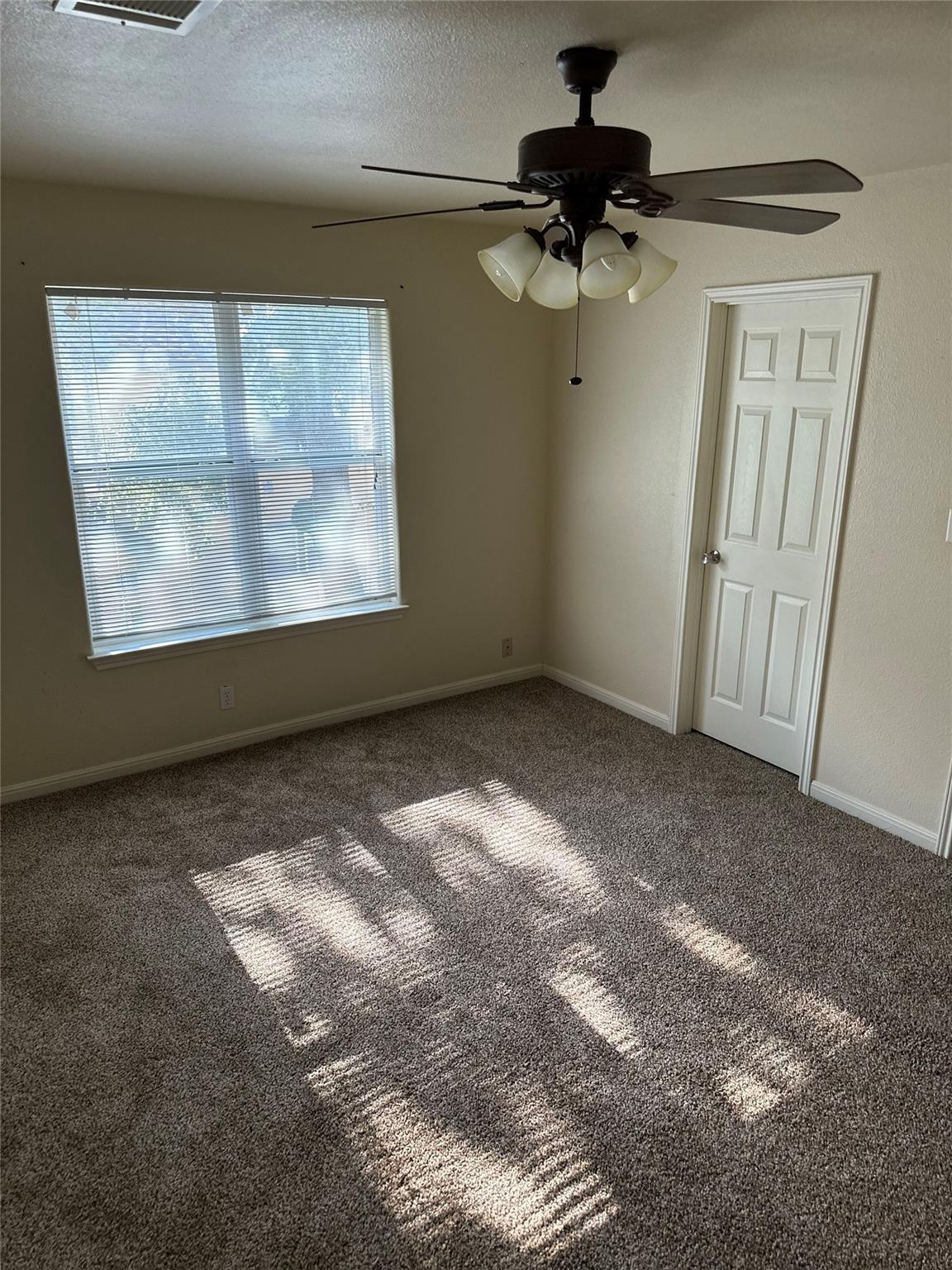 900 Pecan ST #203 — photo 4