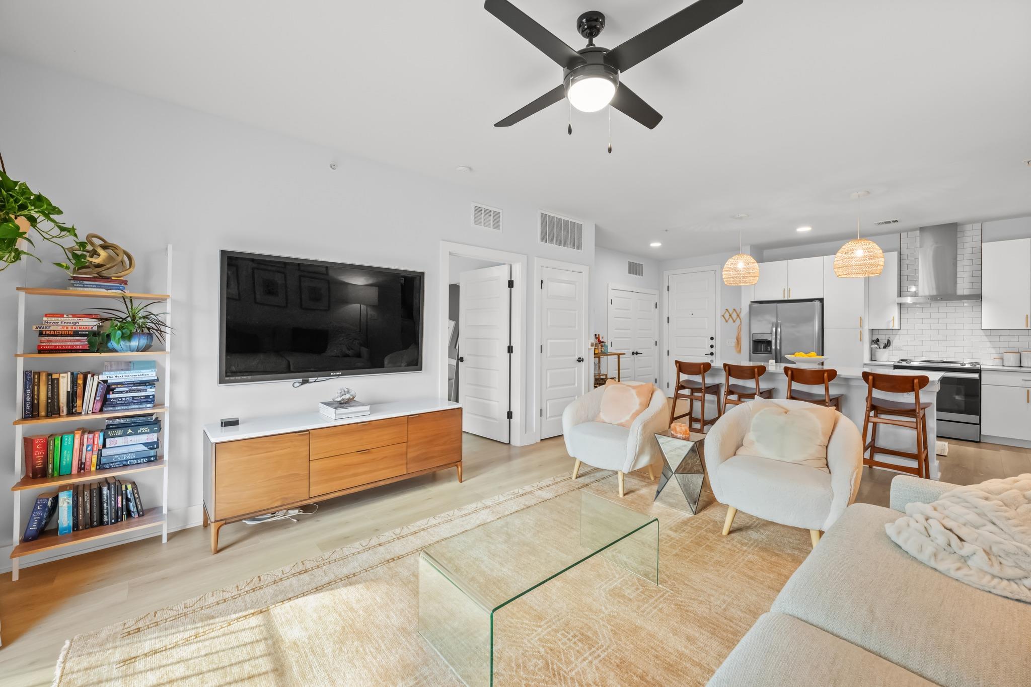 3101 Govalle Ave #105 — photo 4