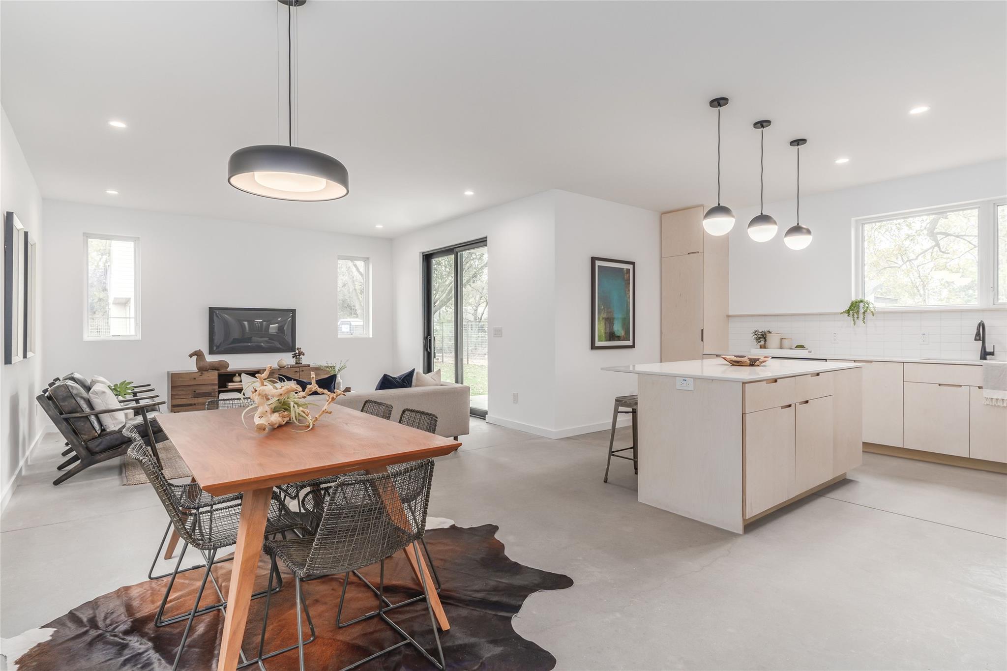913 Tillery ST #B — photo 3