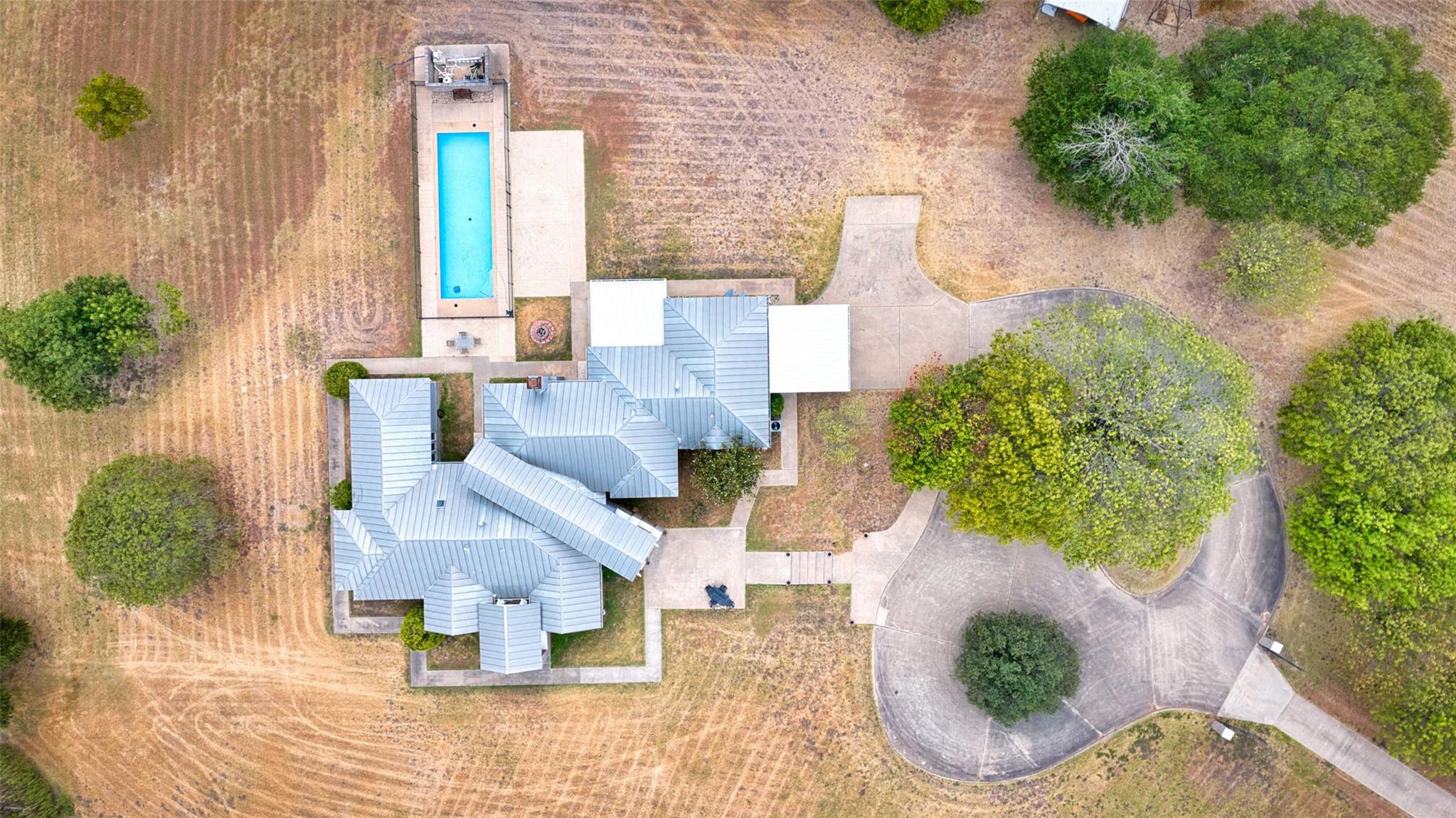 2524 Robinson DR — photo 4