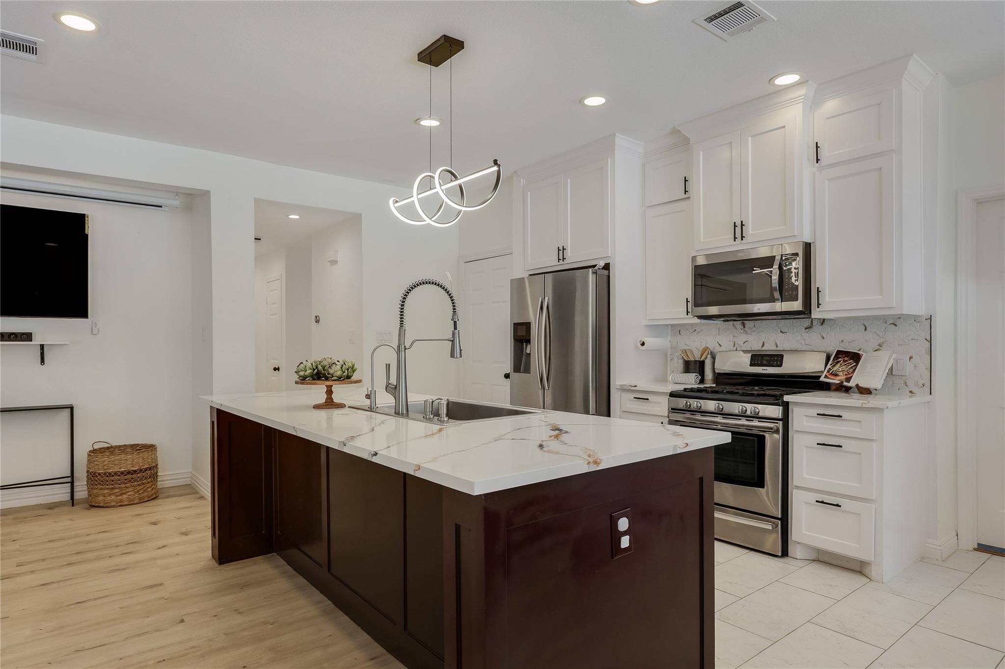 3228 Arroyo Bluff LN — photo 4