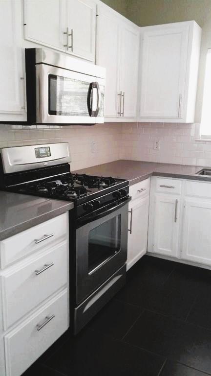 1704 College ST — photo 4