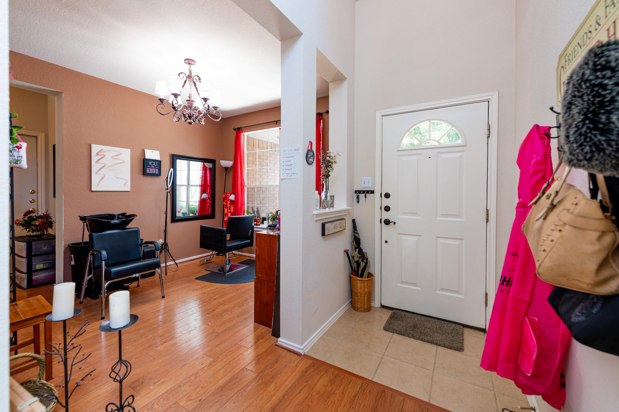 2909 Fleet DR — photo 5