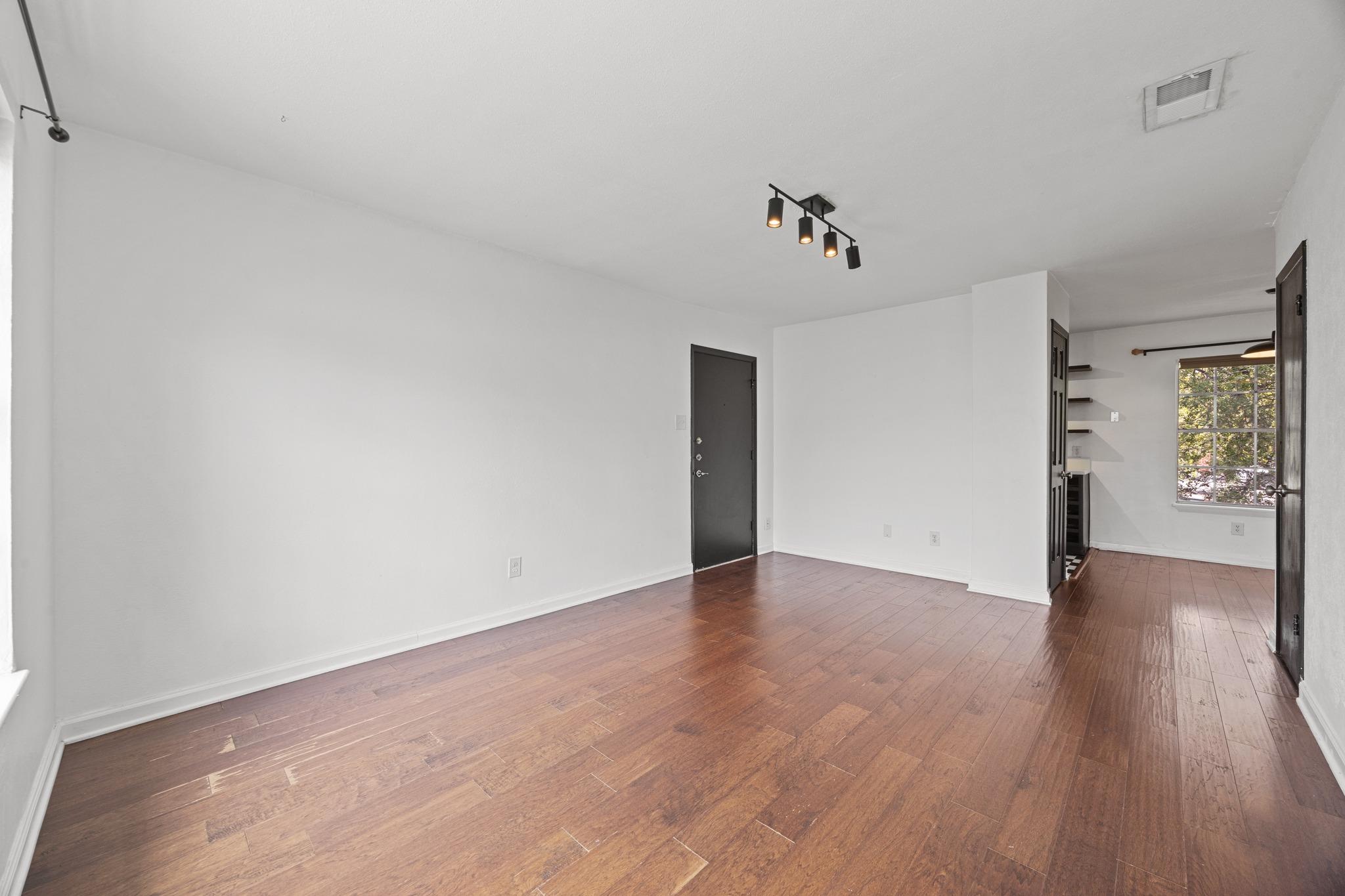 3902 Peterson Ave #203 — photo 4