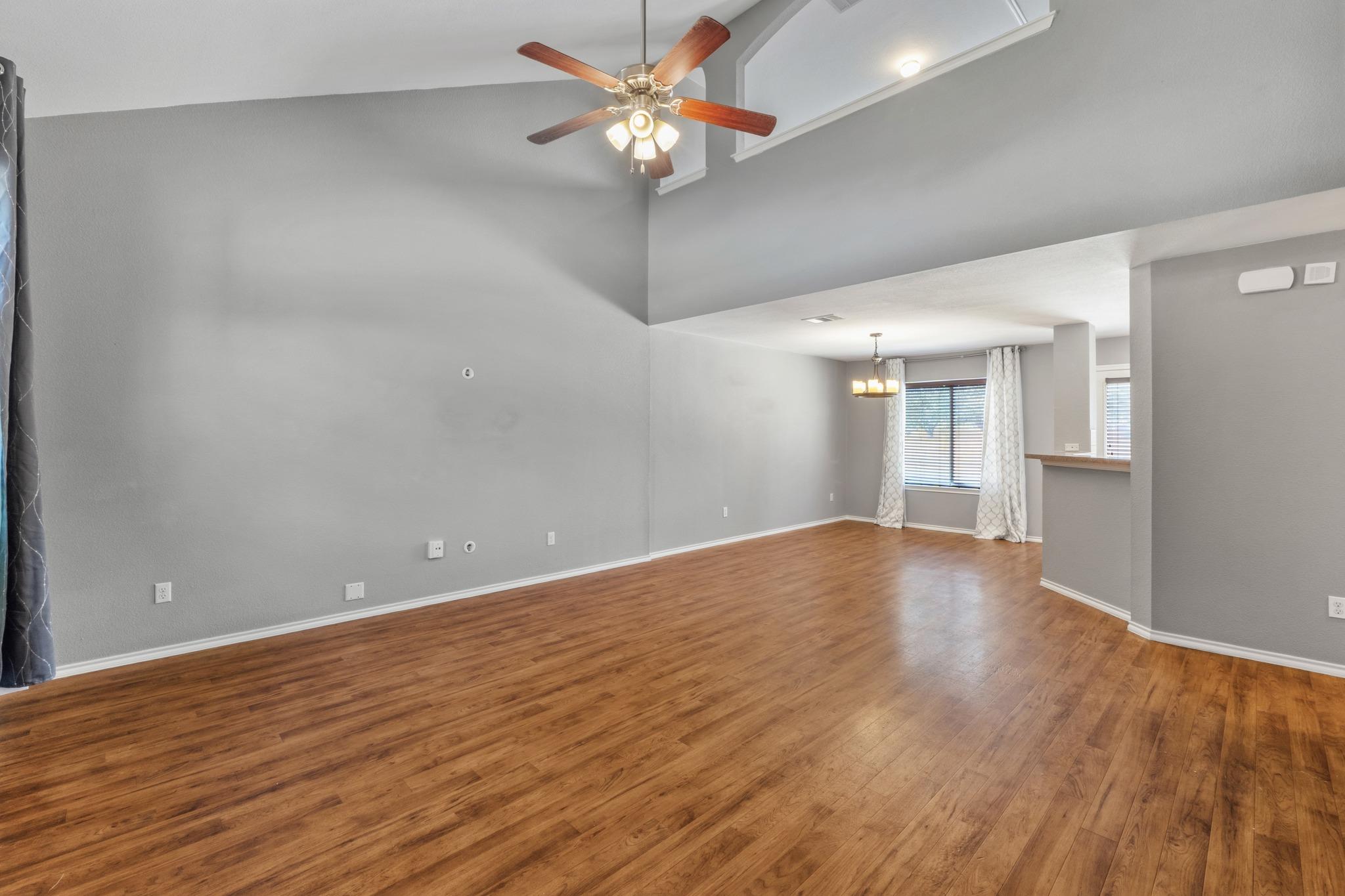 4400 Belfield LN — photo 4