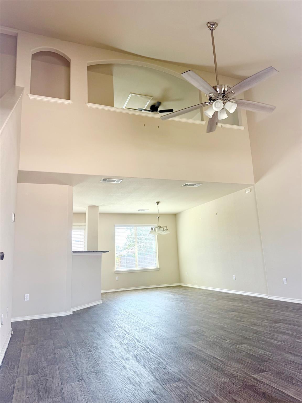 12717 Carillon WAY — photo 4