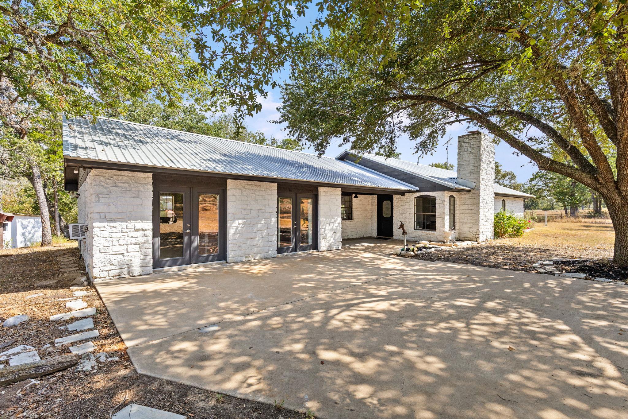 196 Willy RD — photo 3
