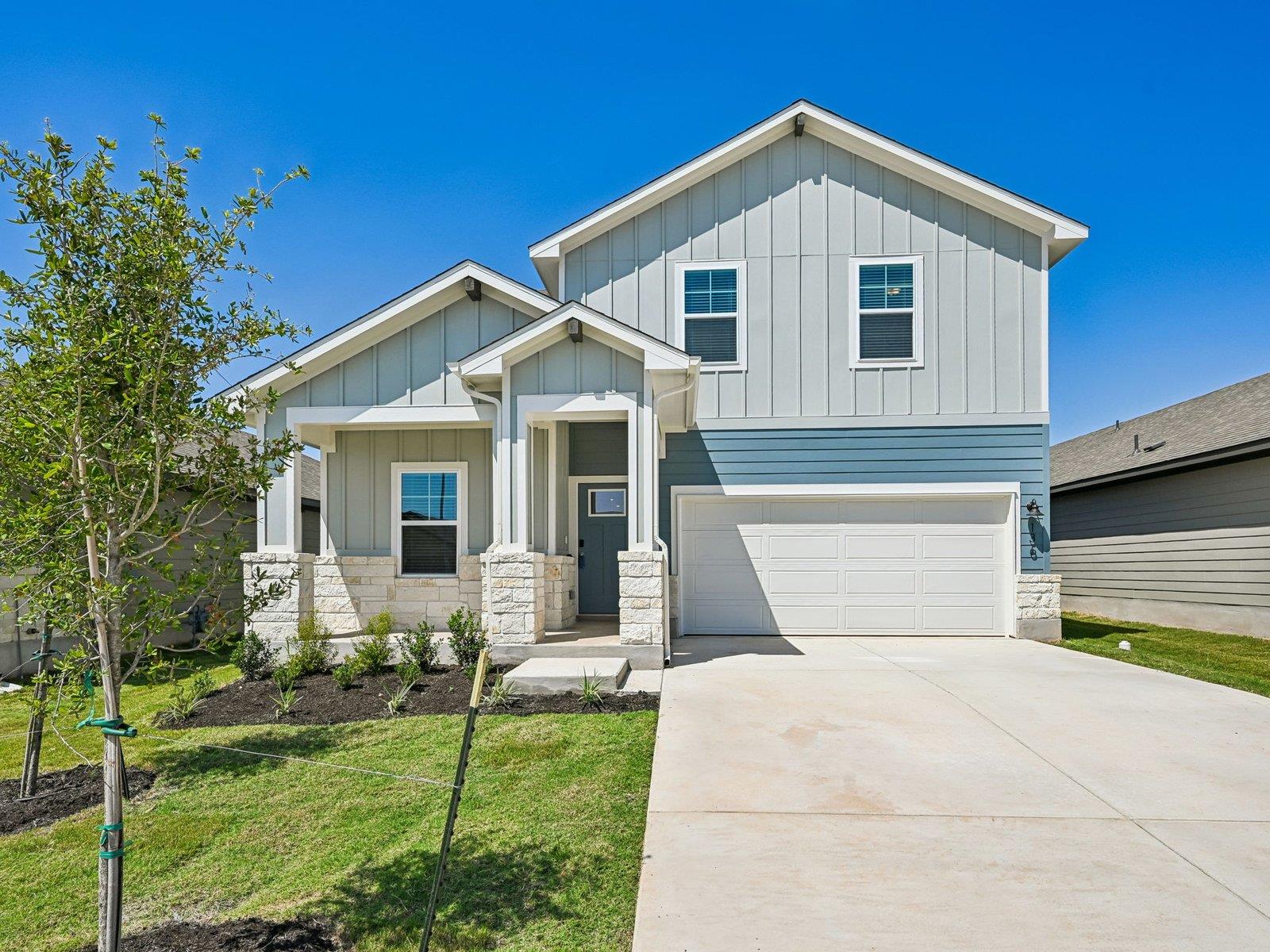 112 Woodbrook DR