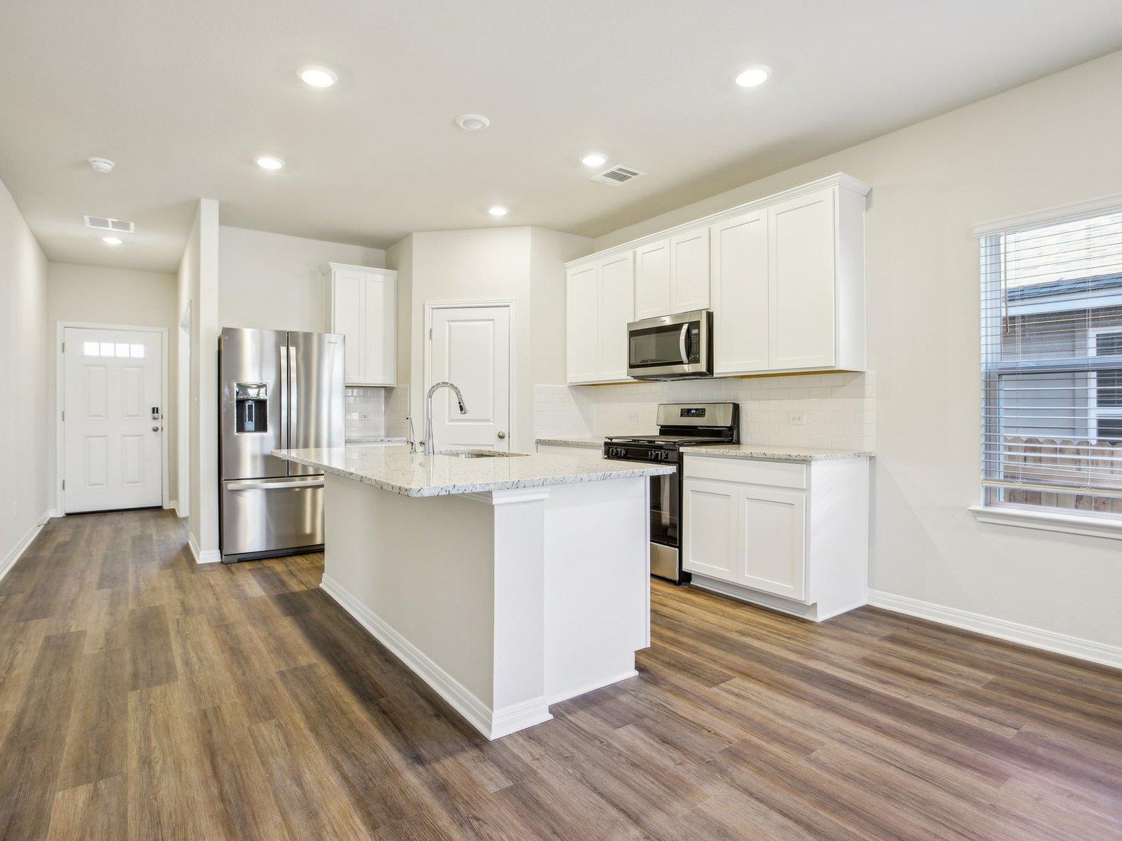 100 Woodbrook DR — photo 5