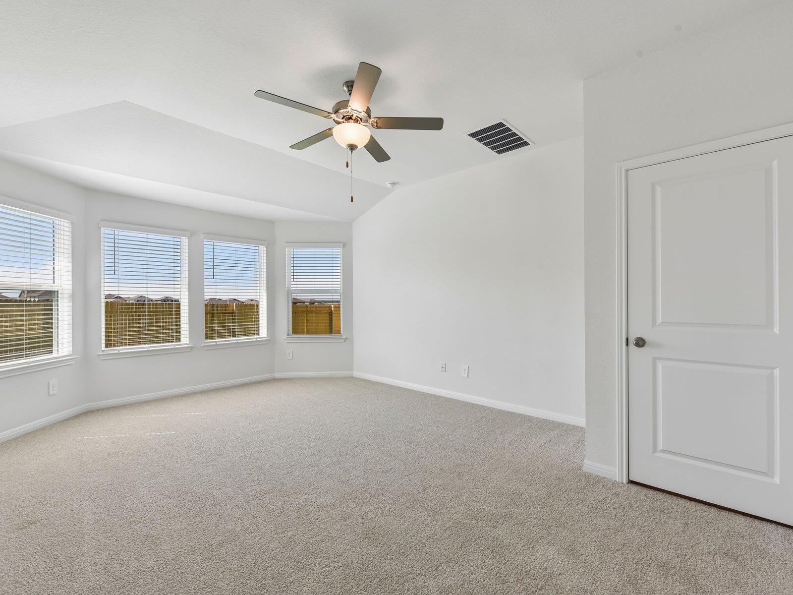 104 Woodbrook DR — photo 5