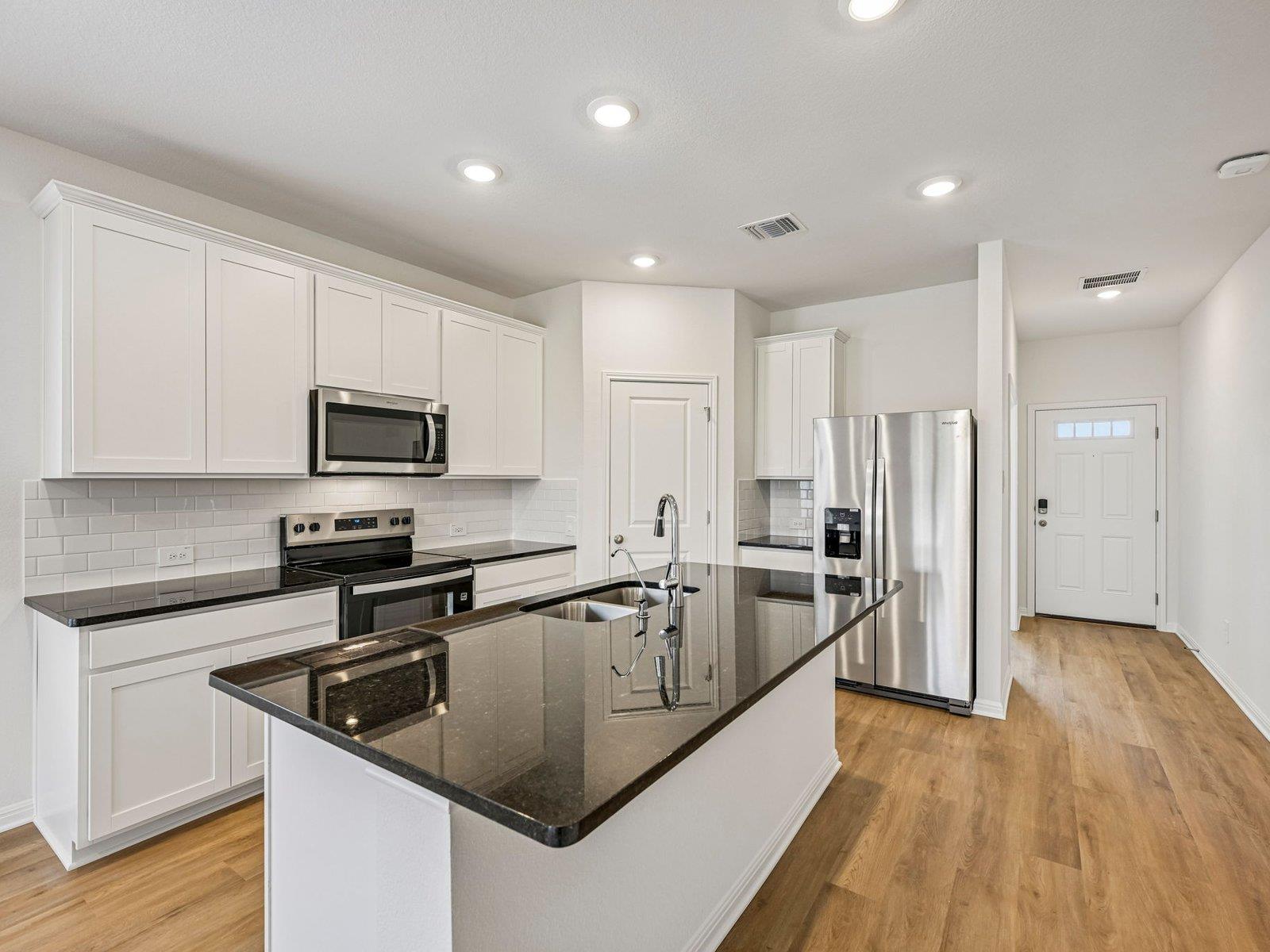 280 Red Tail Hawk LN — photo 5