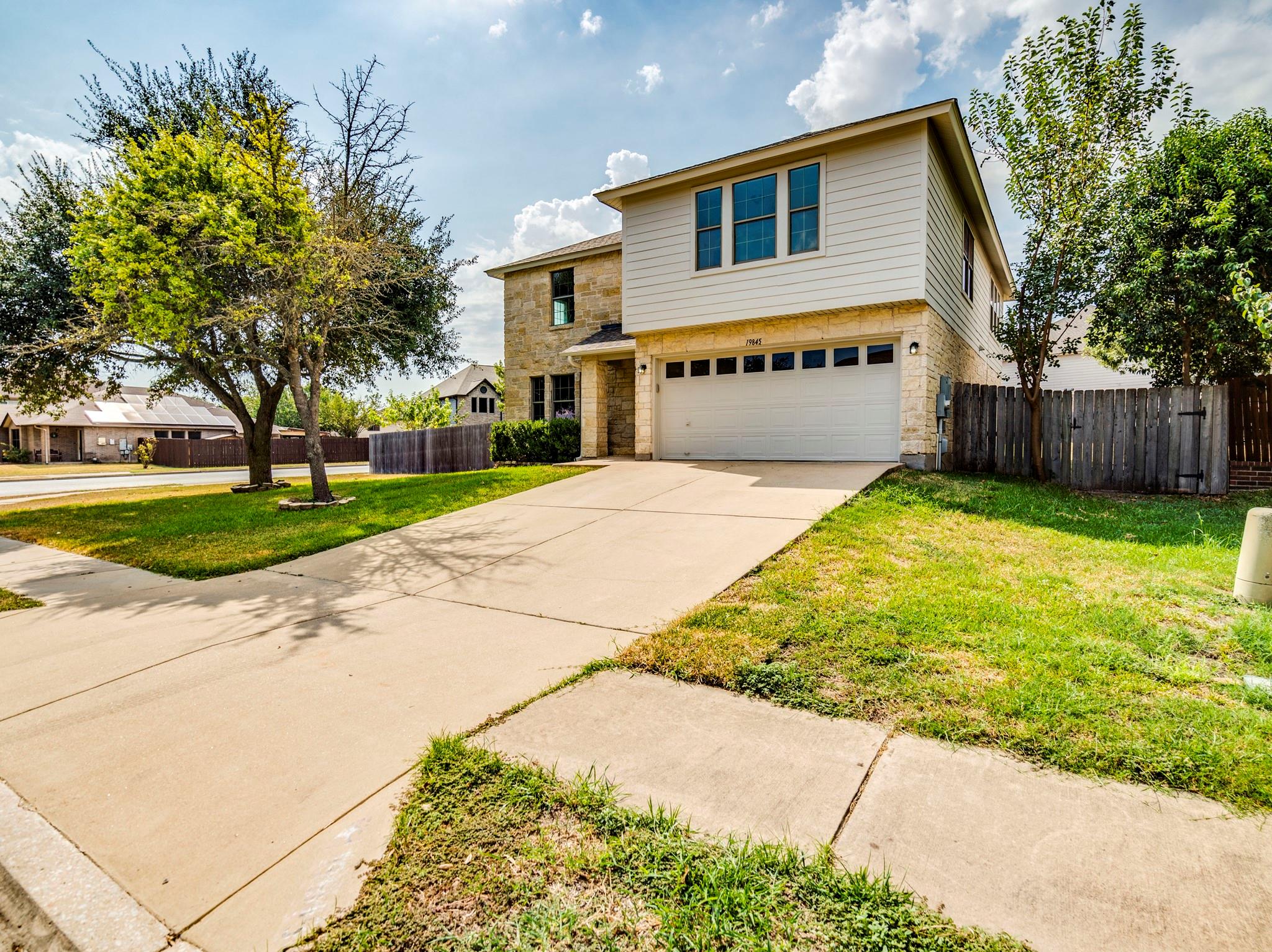 19845 San Chisolm DR — photo 3