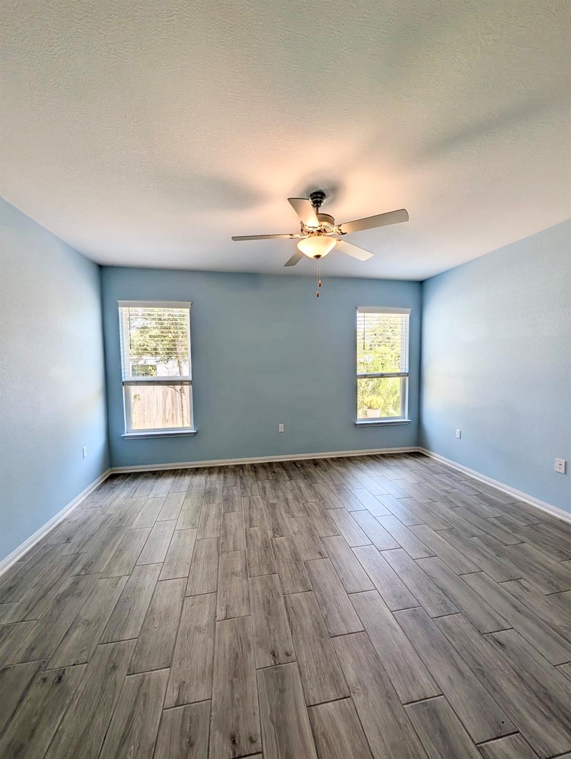 824 Falkland TRCE — photo 4