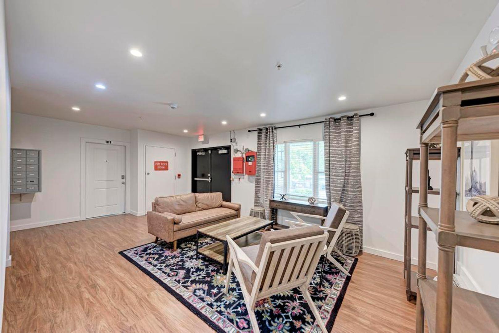 306 30th ST #210 — photo 5