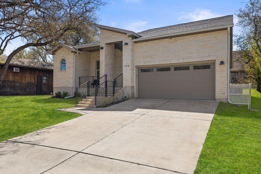 338 Coventry RD — photo 3
