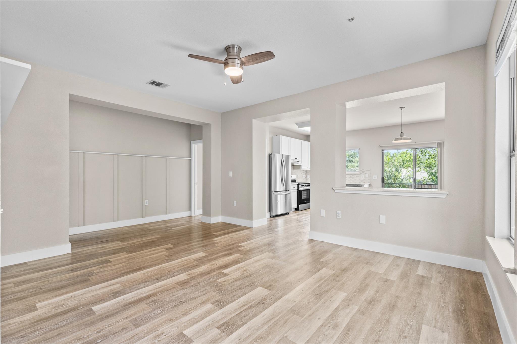 5501 Hearsey DR — photo 3