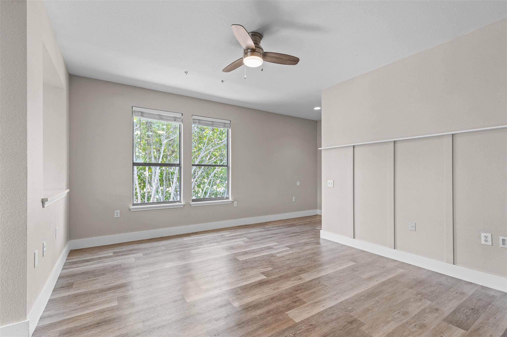 5501 Hearsey DR — photo 4