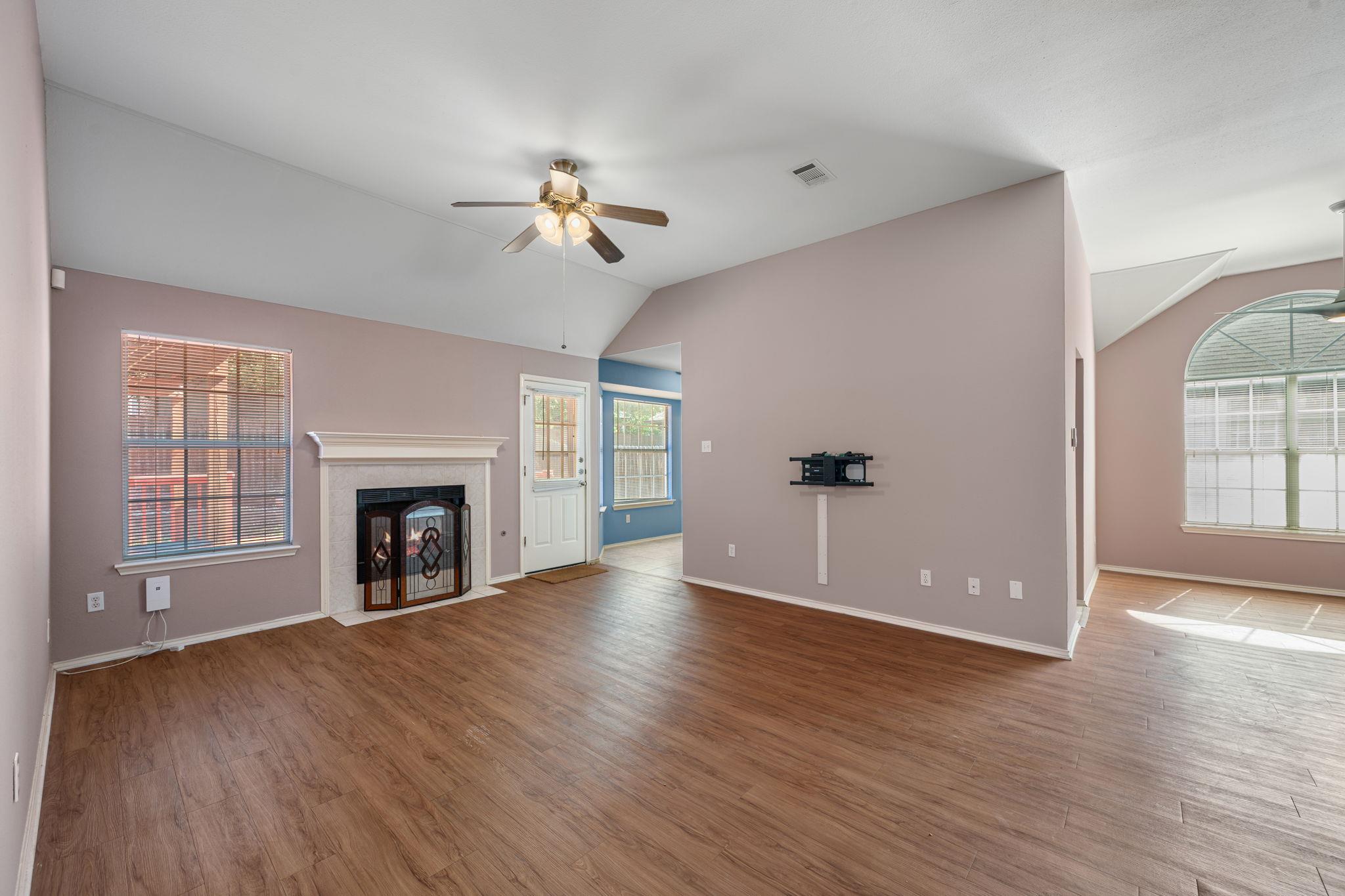 1110 Hatteras DR — photo 5
