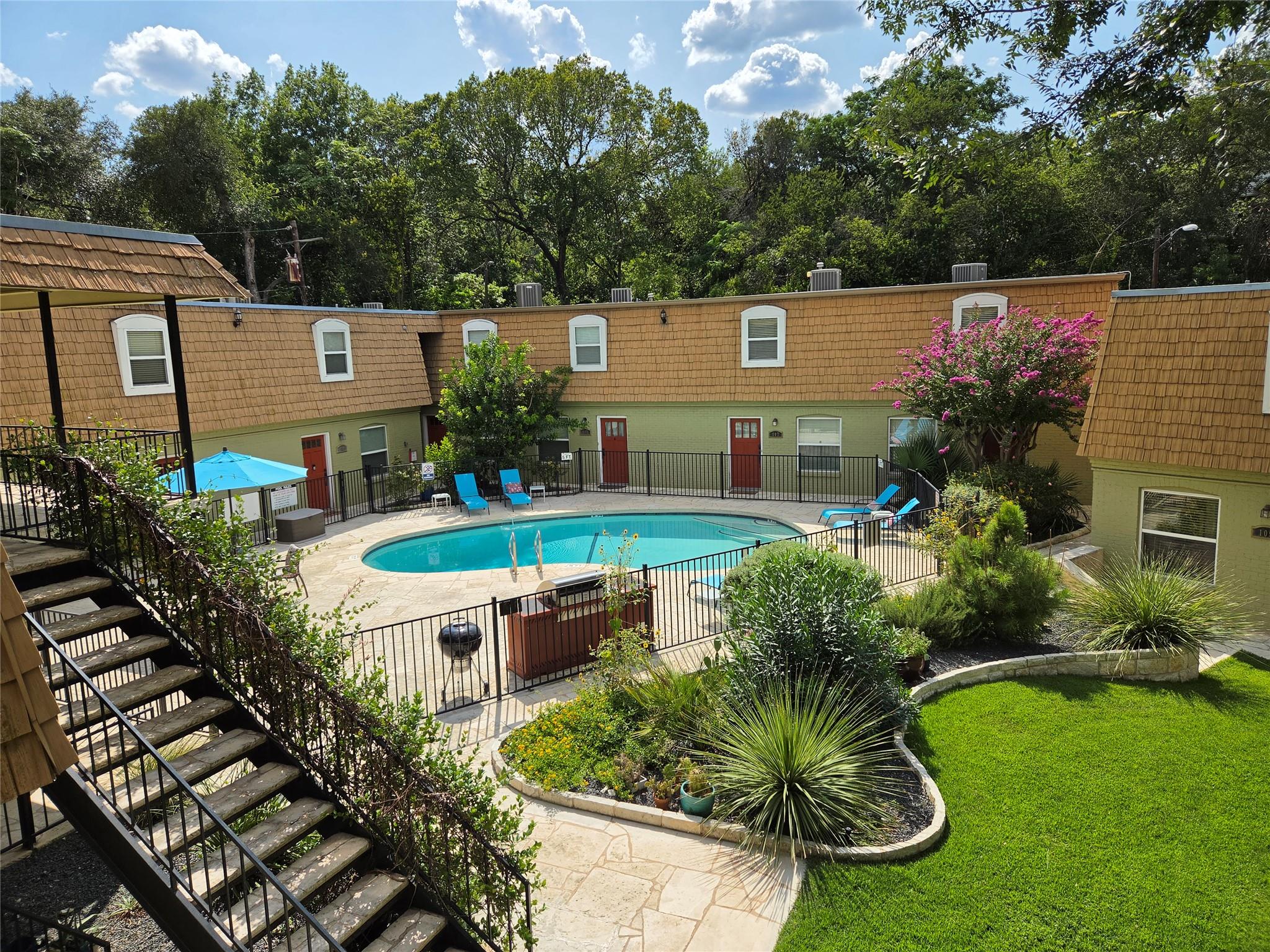 1500 East Side DR #116A — photo 4