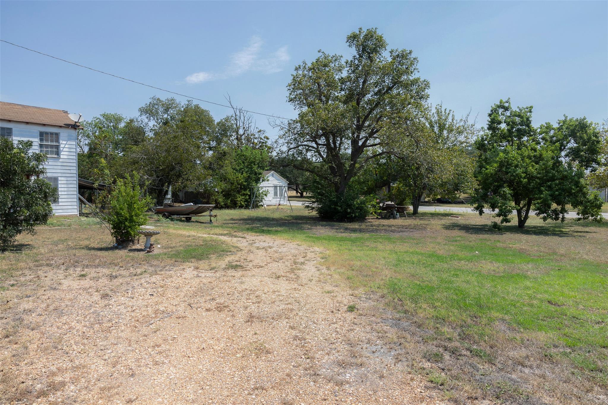 650 Main ST — photo 5