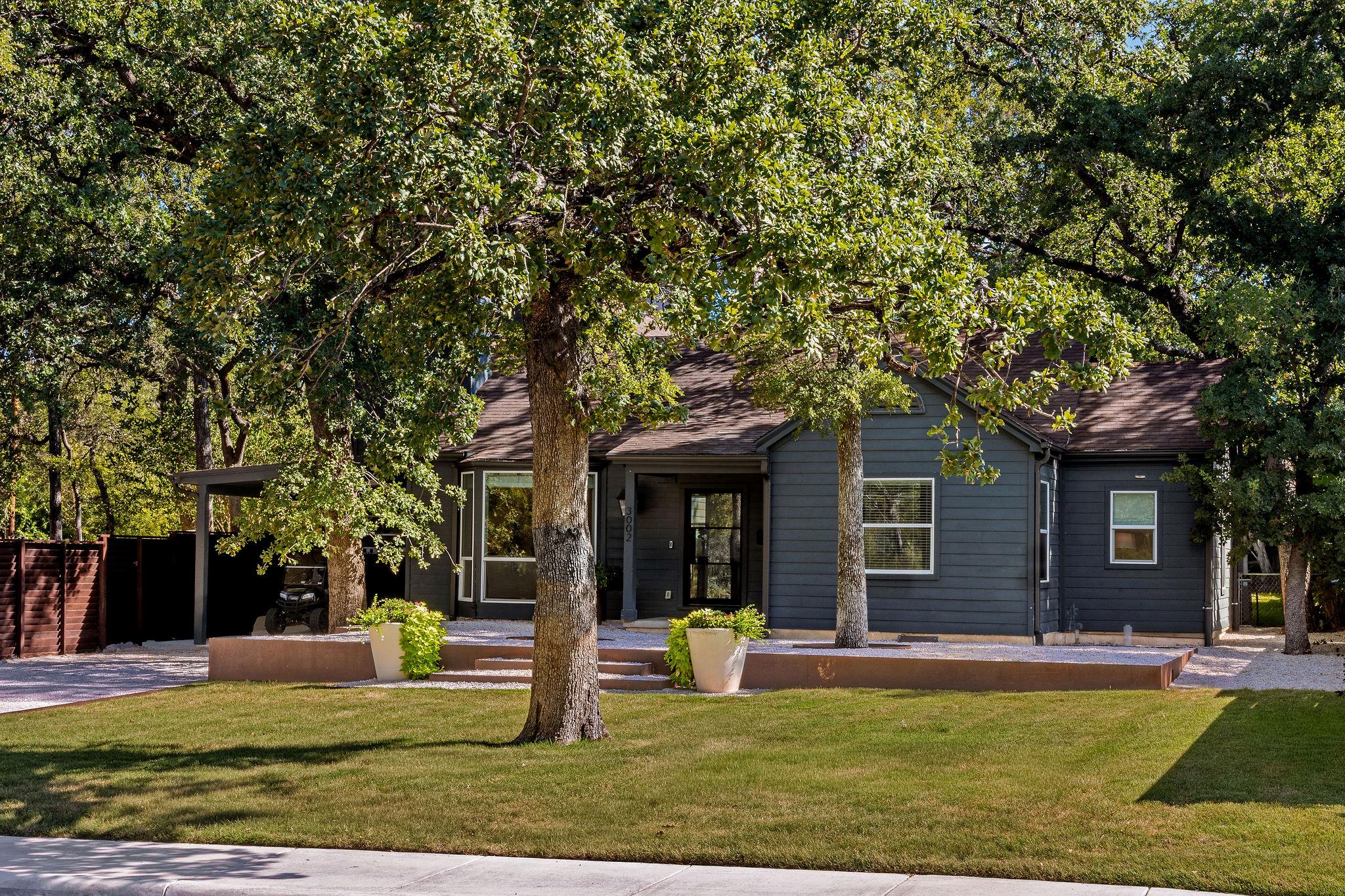 3002 Enfield RD — photo 3