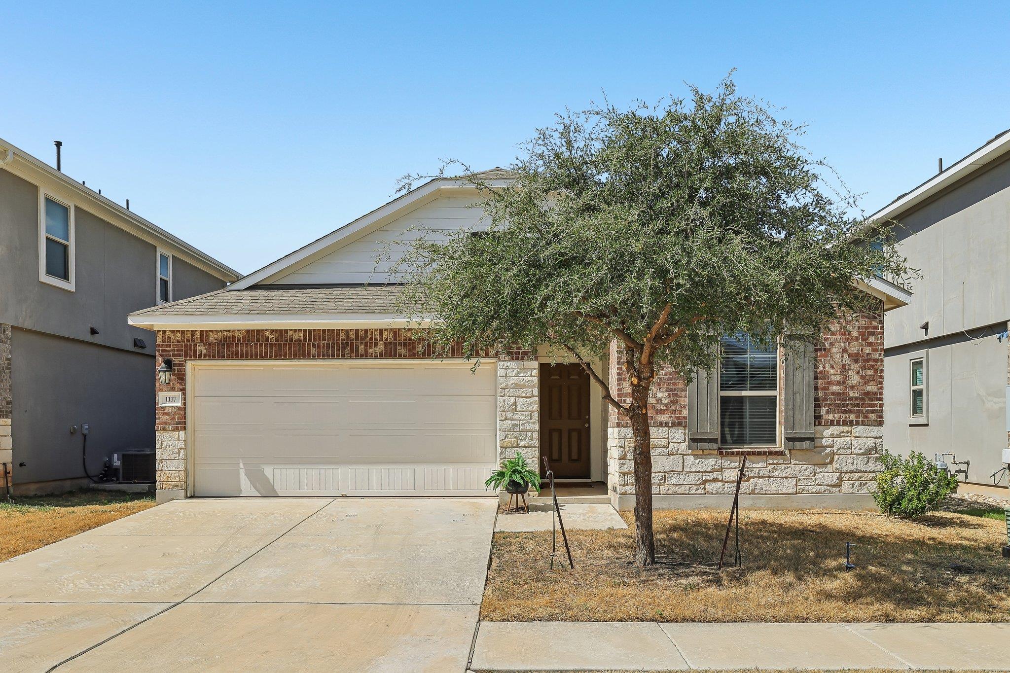 1117 Waterfall Ave