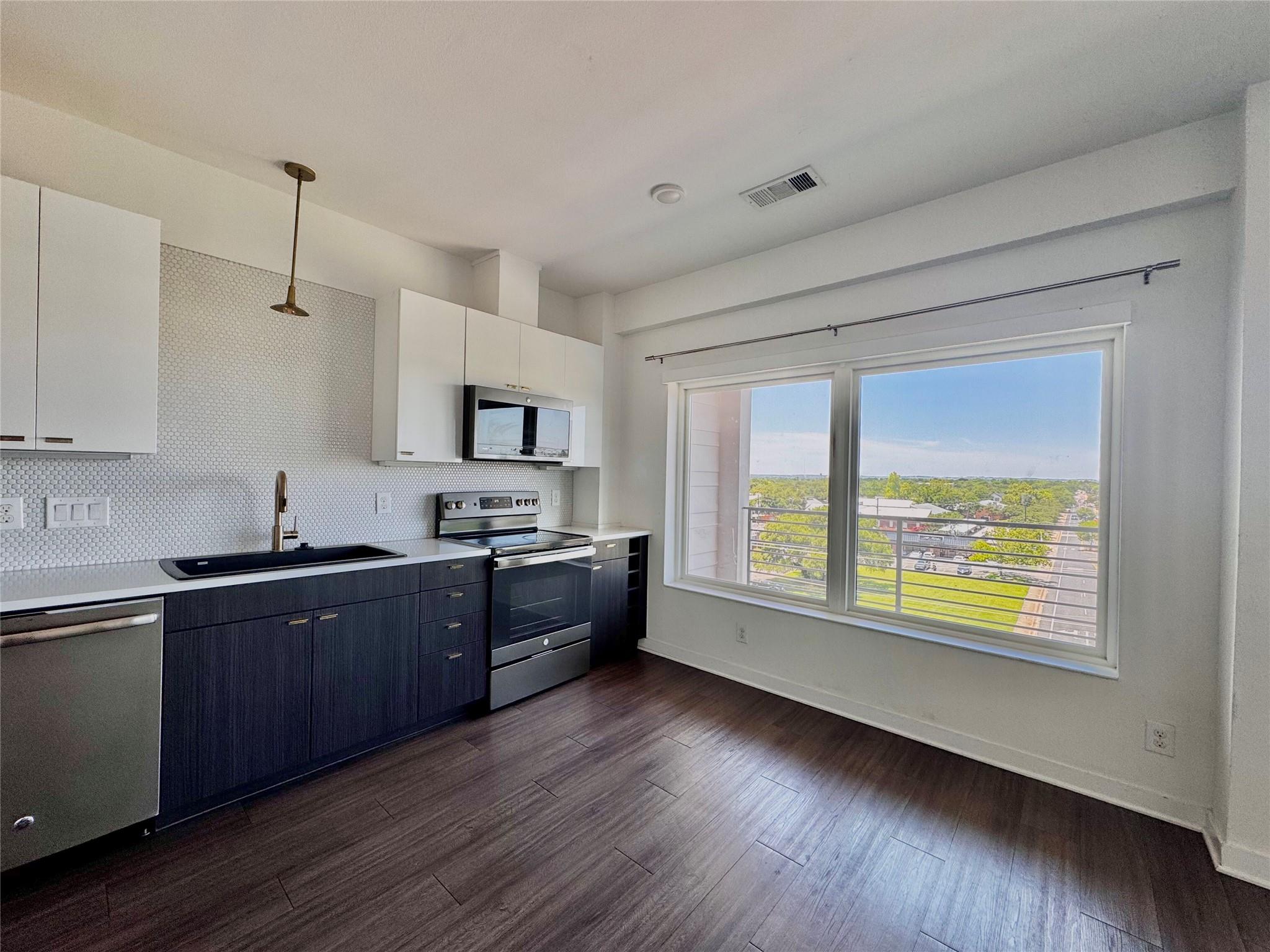 4361 Congress Ave #603 — photo 4