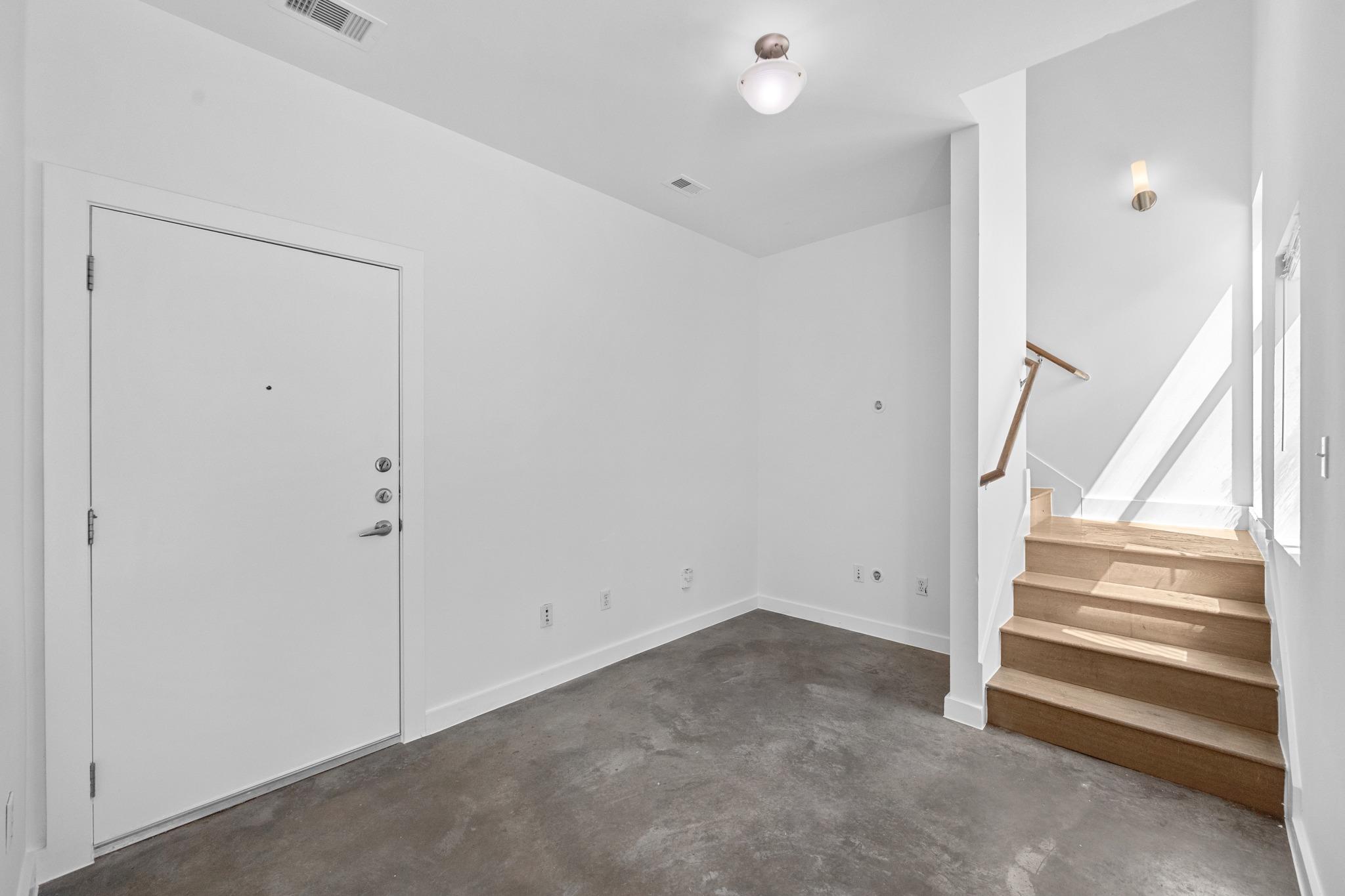 6000 Congress Ave #503 — photo 4