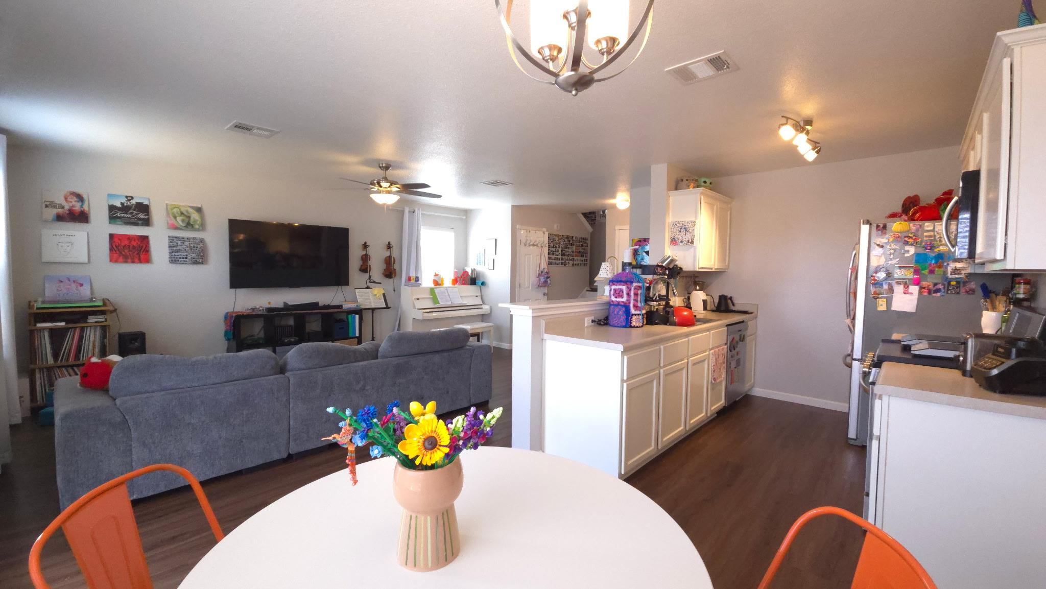 2405 Kale DR — photo 3