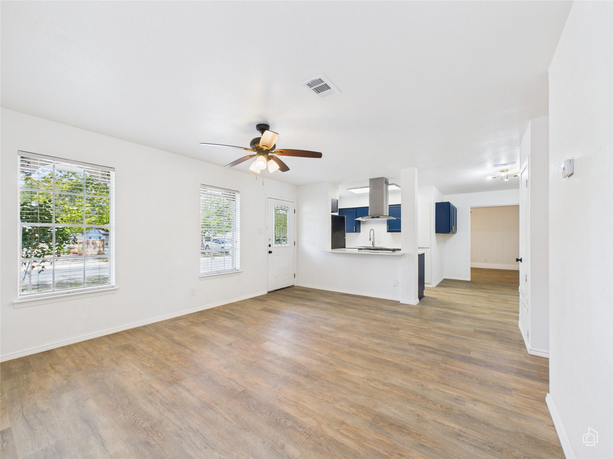 5809 Glenhollow PATH — photo 4