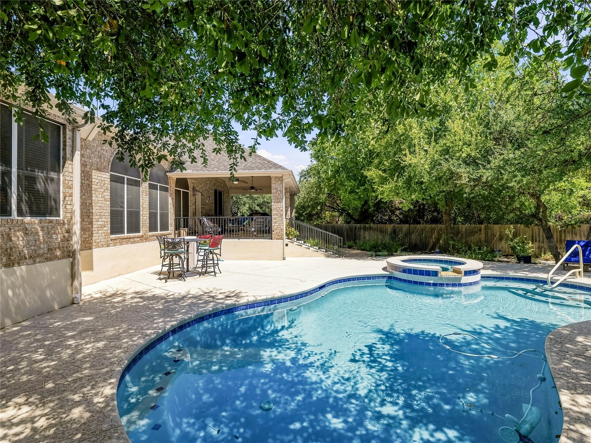 1200 Anna CT