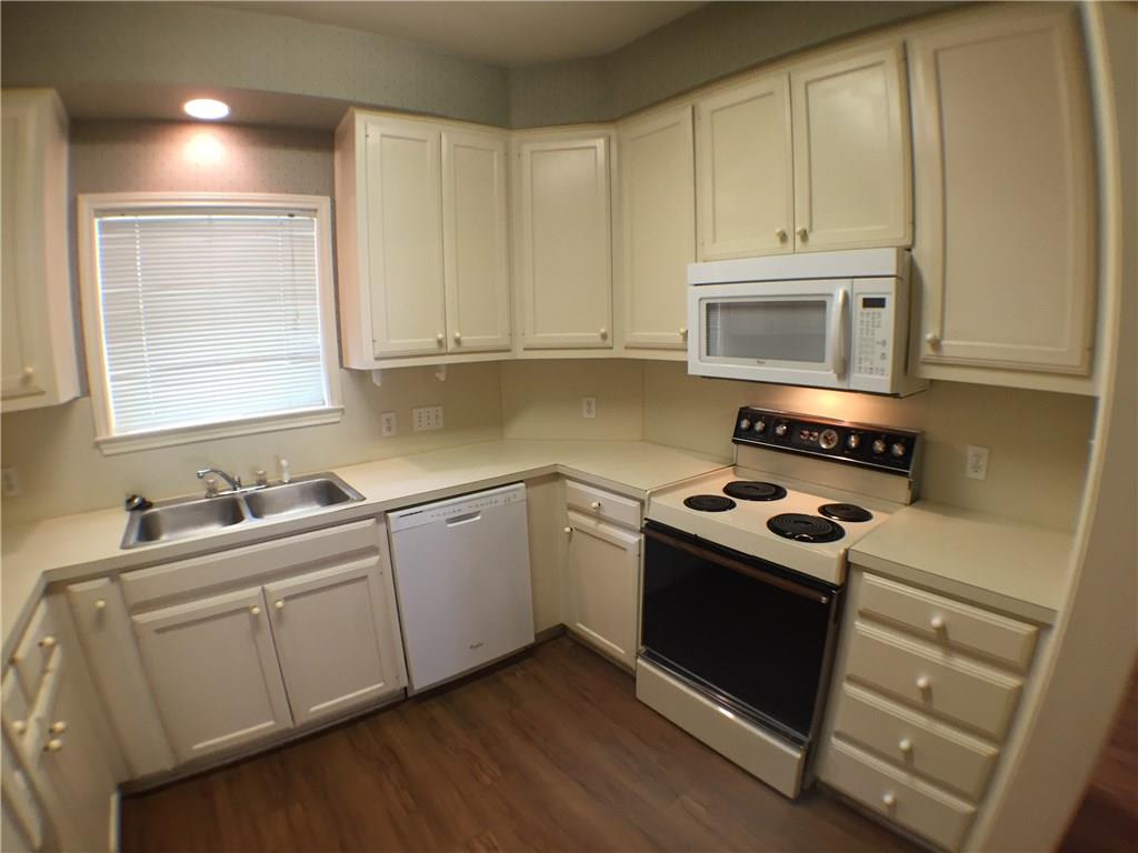 2100 San Gabriel ST ST #203 — photo 5