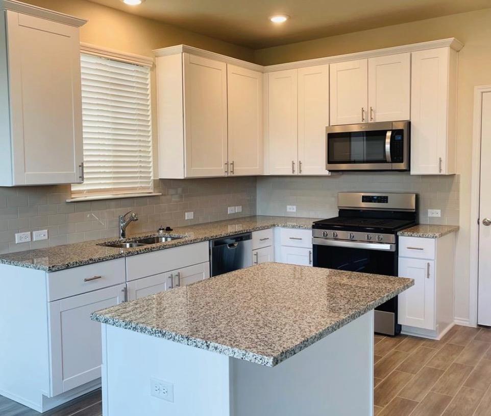 10208 Buckskin Horse WAY — photo 3