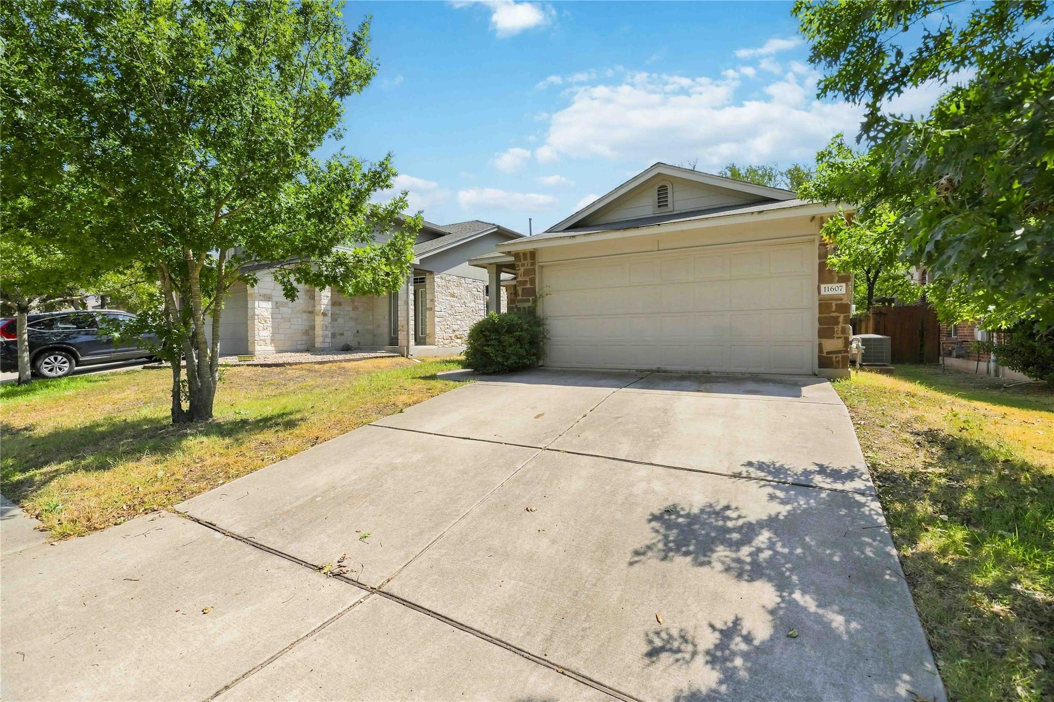 11607 Eric Heiden CT — photo 3