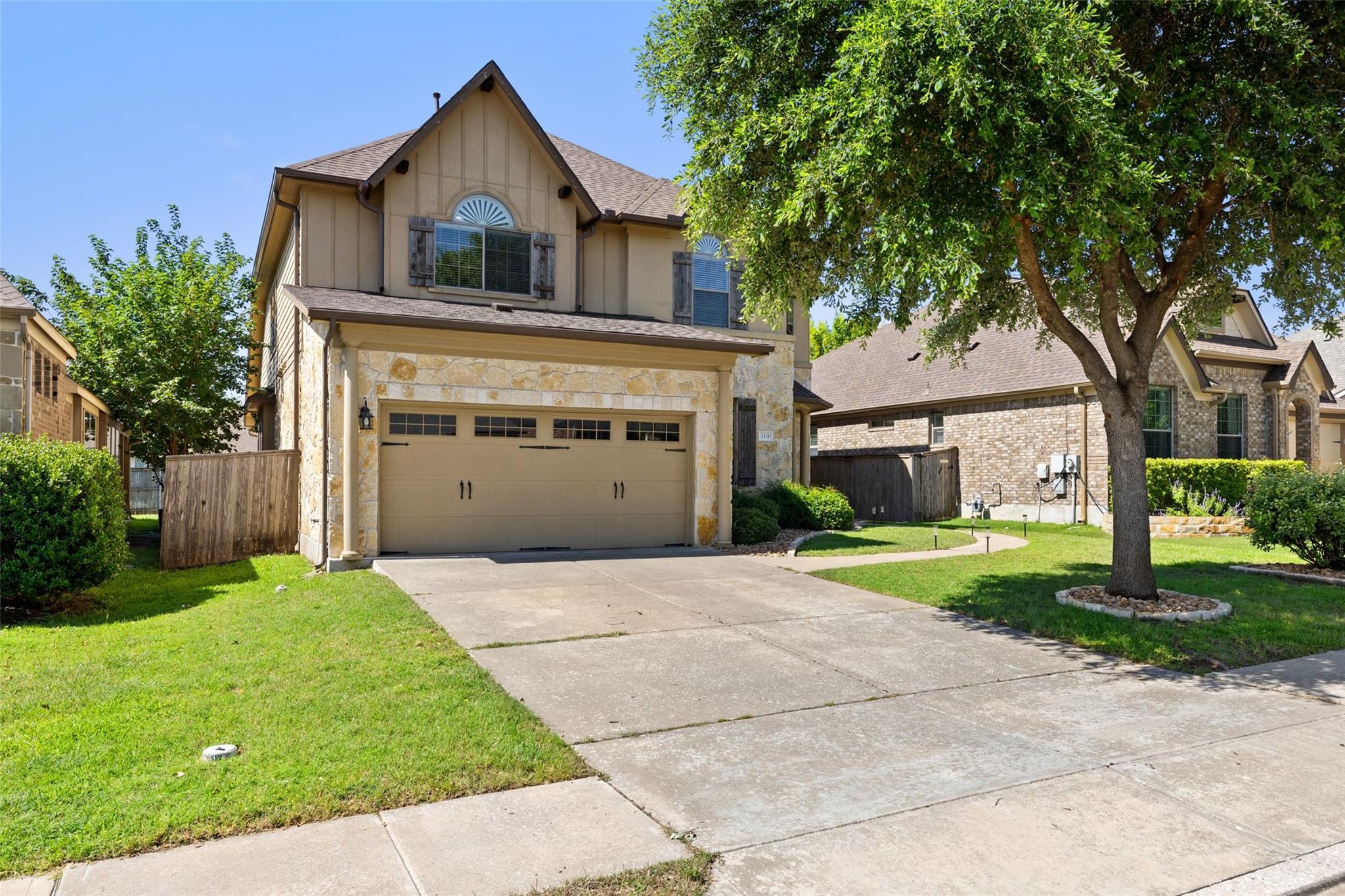 2474 Santa Barbara LOOP — photo 4