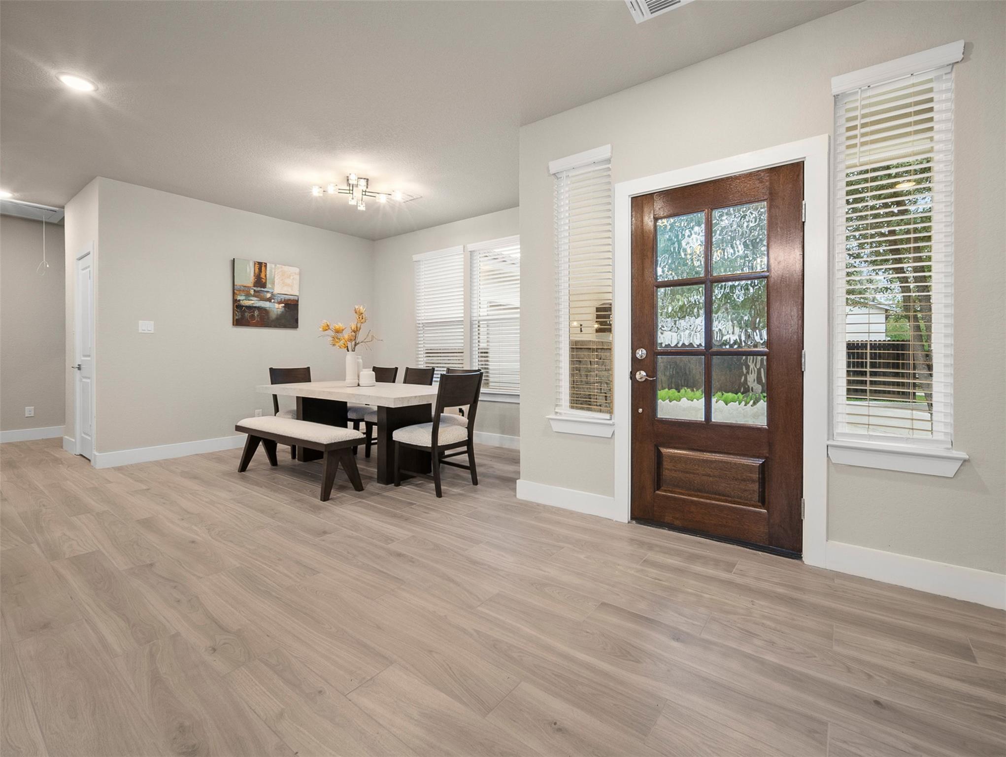 5338 Howard St ST — photo 3
