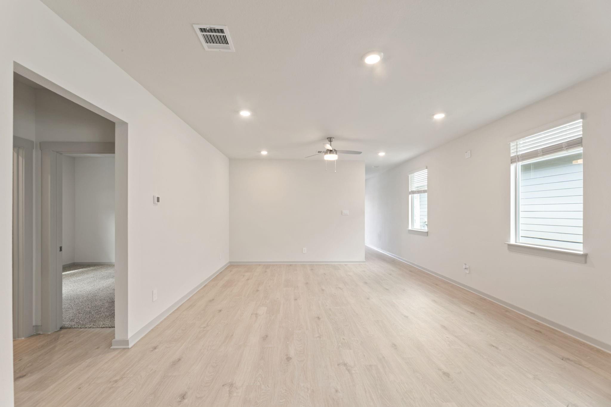 237 Ashford ST — photo 5